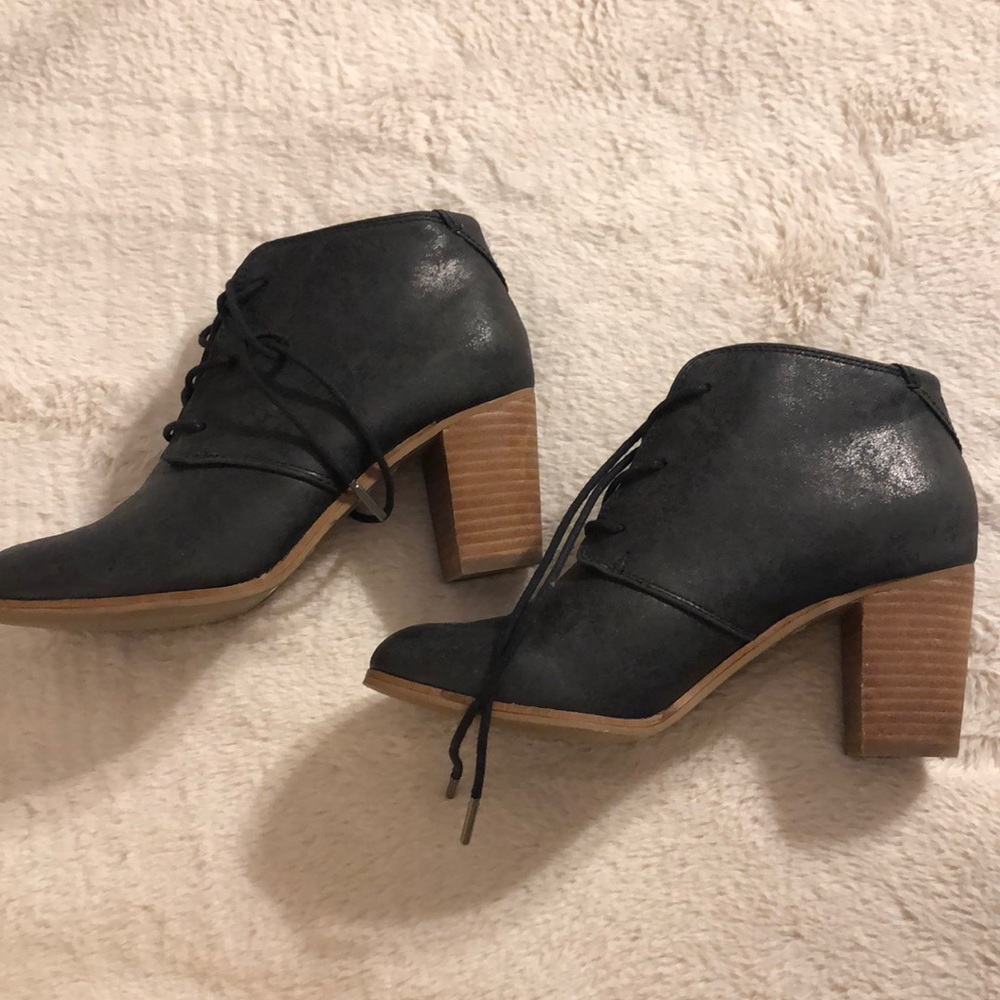 Toms Black Booties